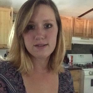 Meet your Posher, Brittney